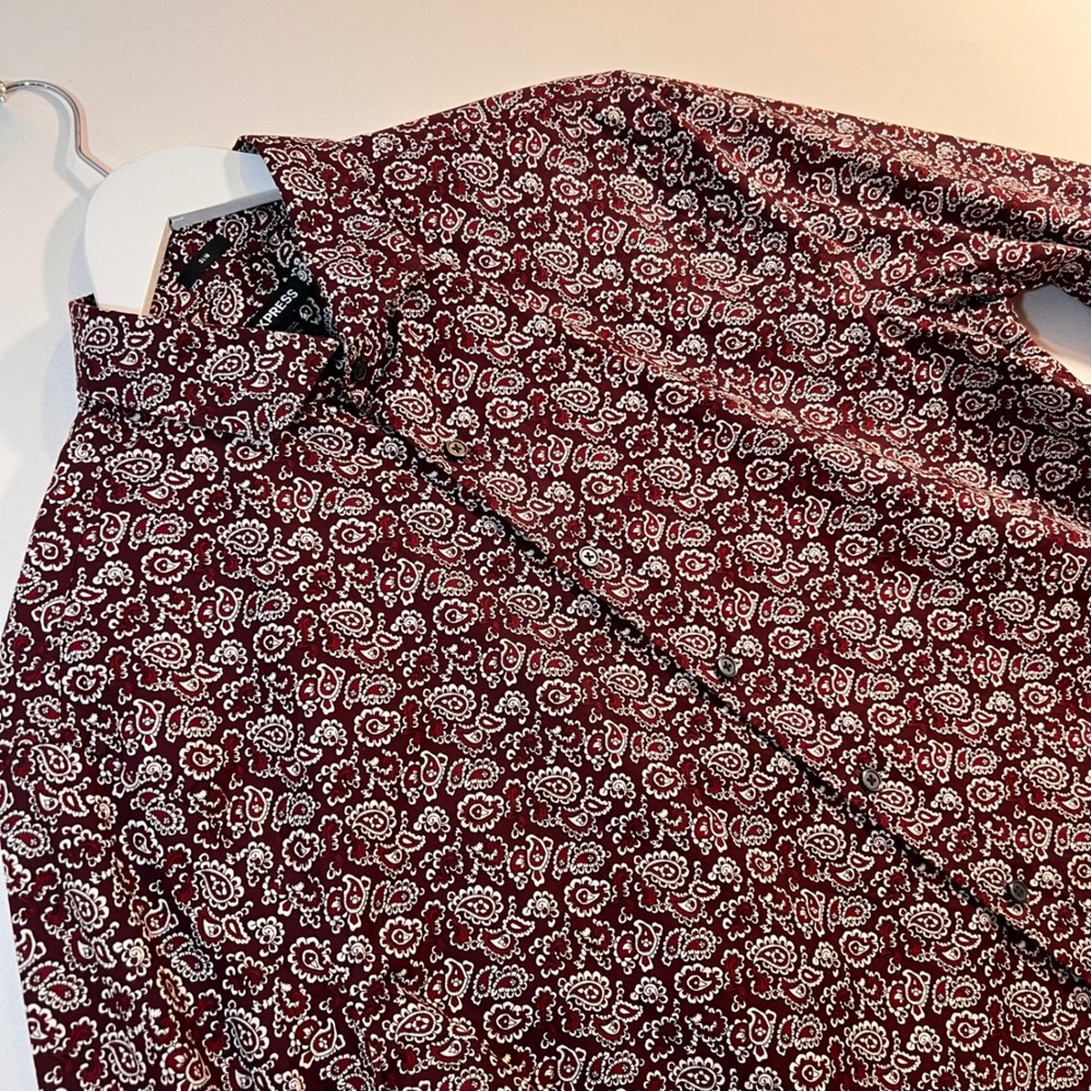 Express Shirt Mens XL Cotton Slim Paisley Burgundy Red Long Sleeve Button Up